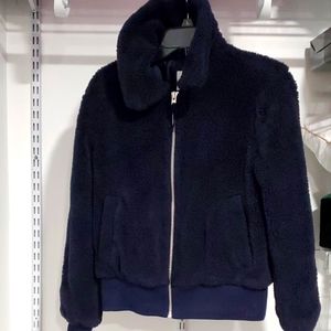 Gap fleece jacket